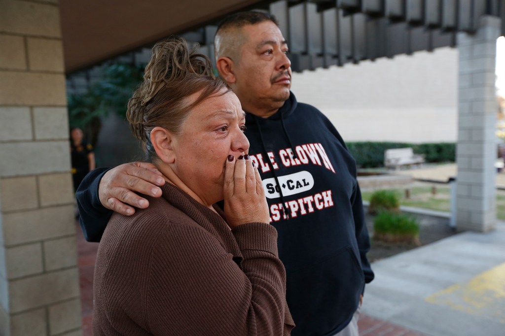 ‘Estoy bien. Por Favor, recen’. Hablan sobrevivientes de masacre en San Bernardino