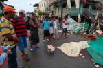 Ecuador confirma que ya son 350 los muertos por el sismo