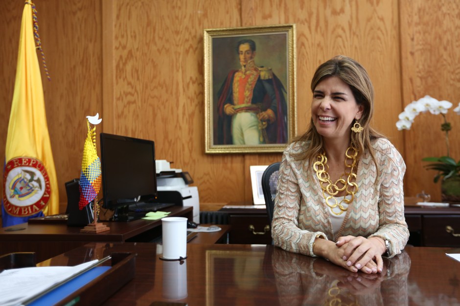 Consul general de Colombia Maria Isabel Nieto es su oficina en Manhattan. Foto: Mariela Lombard/El Diiario NY.