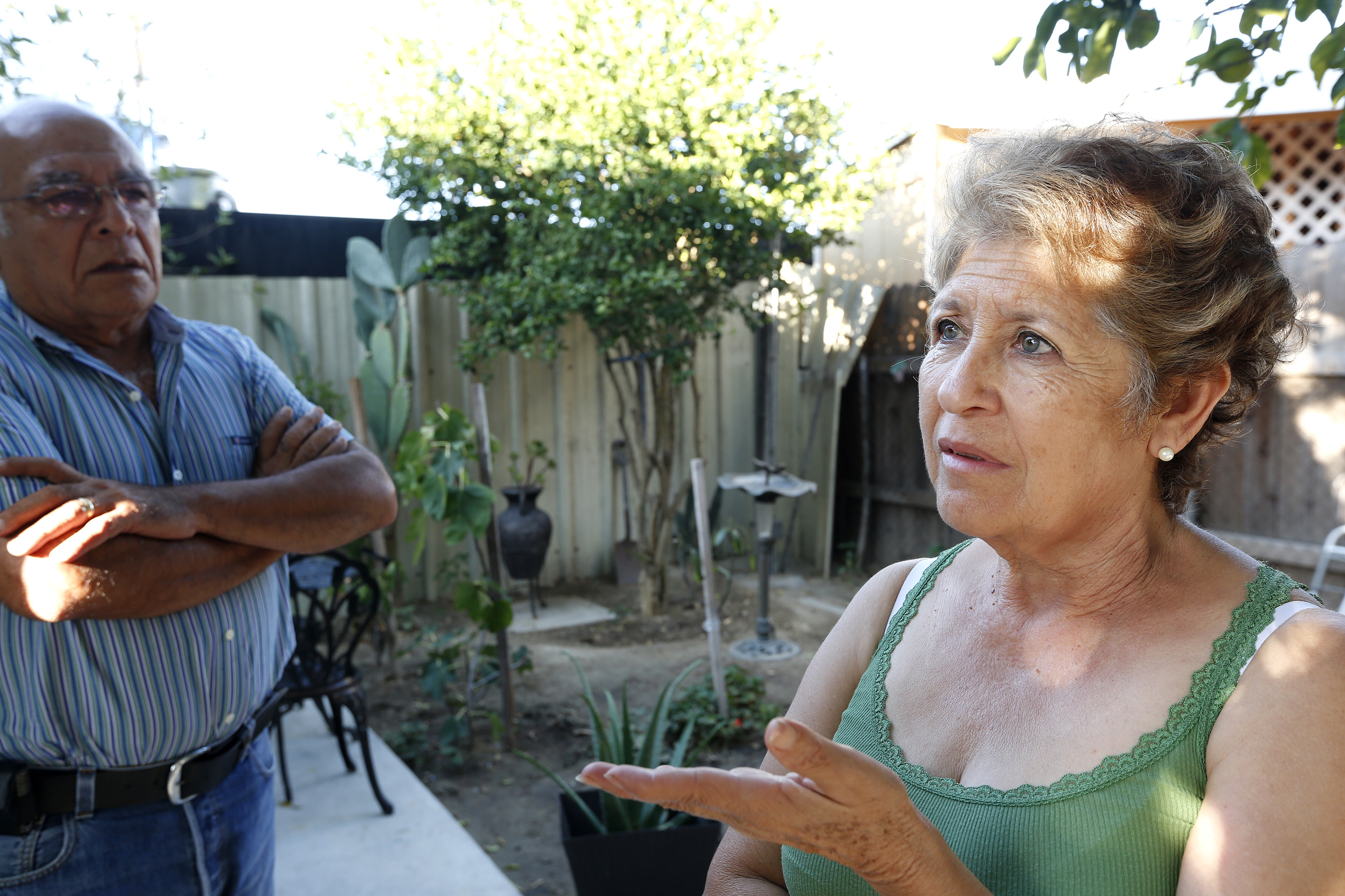 La familia Salgado, cuya vivienda fue afectada por la explosión, vive desde entonces en la incertidumbre y el miedo (Fotografía: Aurelia Ventura/ La Opinión)