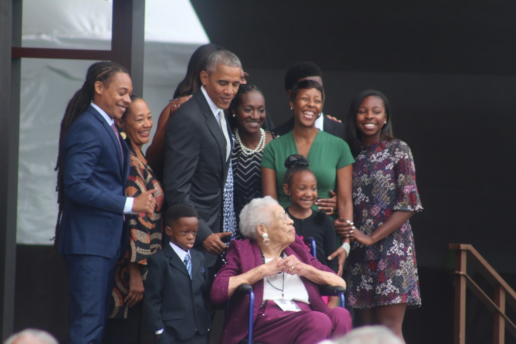 Obama inaugura primer museo nacional sobre afroamericanos