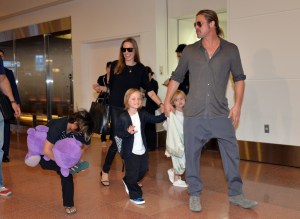 Brad Pitt y familia
