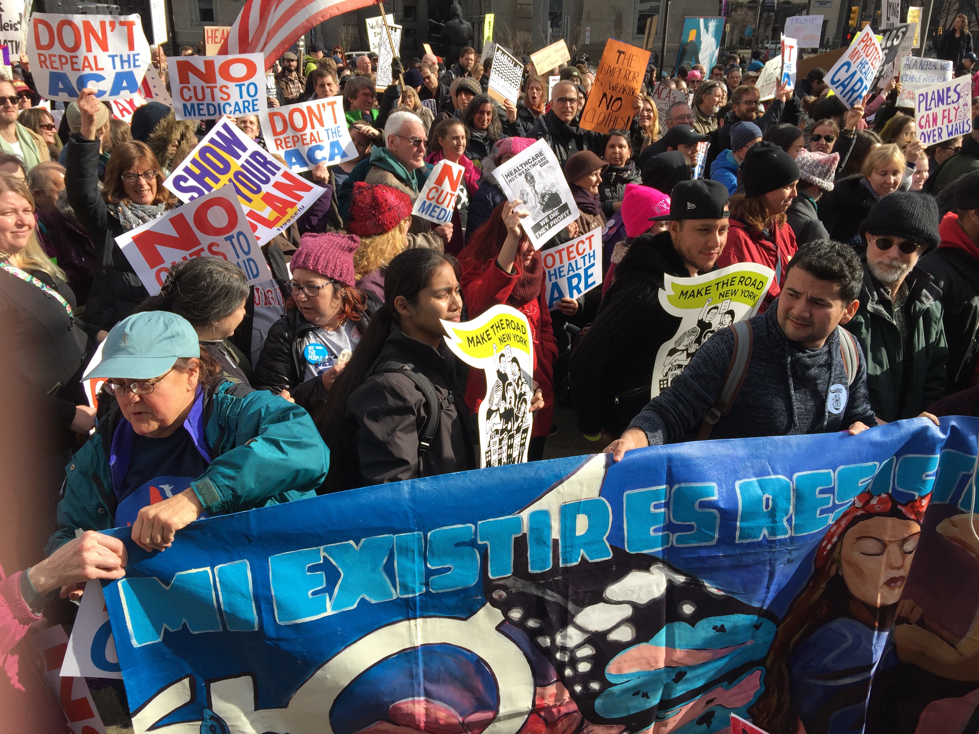 Miles de personas se lanzaron a las calles.