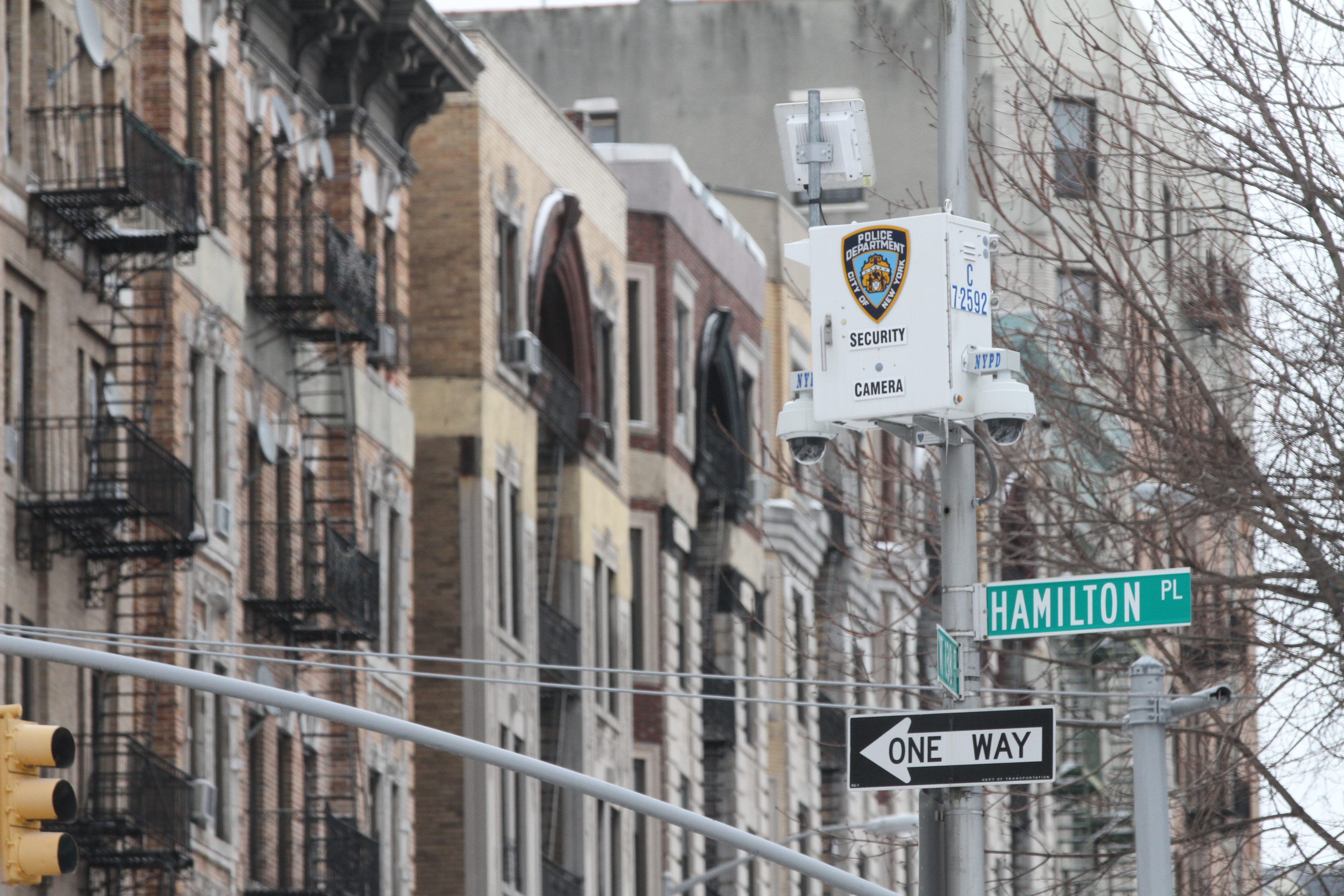 Vecinos de Washington Heights se preparan para la primavera y el NYPD se prepara para el programa de vigilancia vecinal.