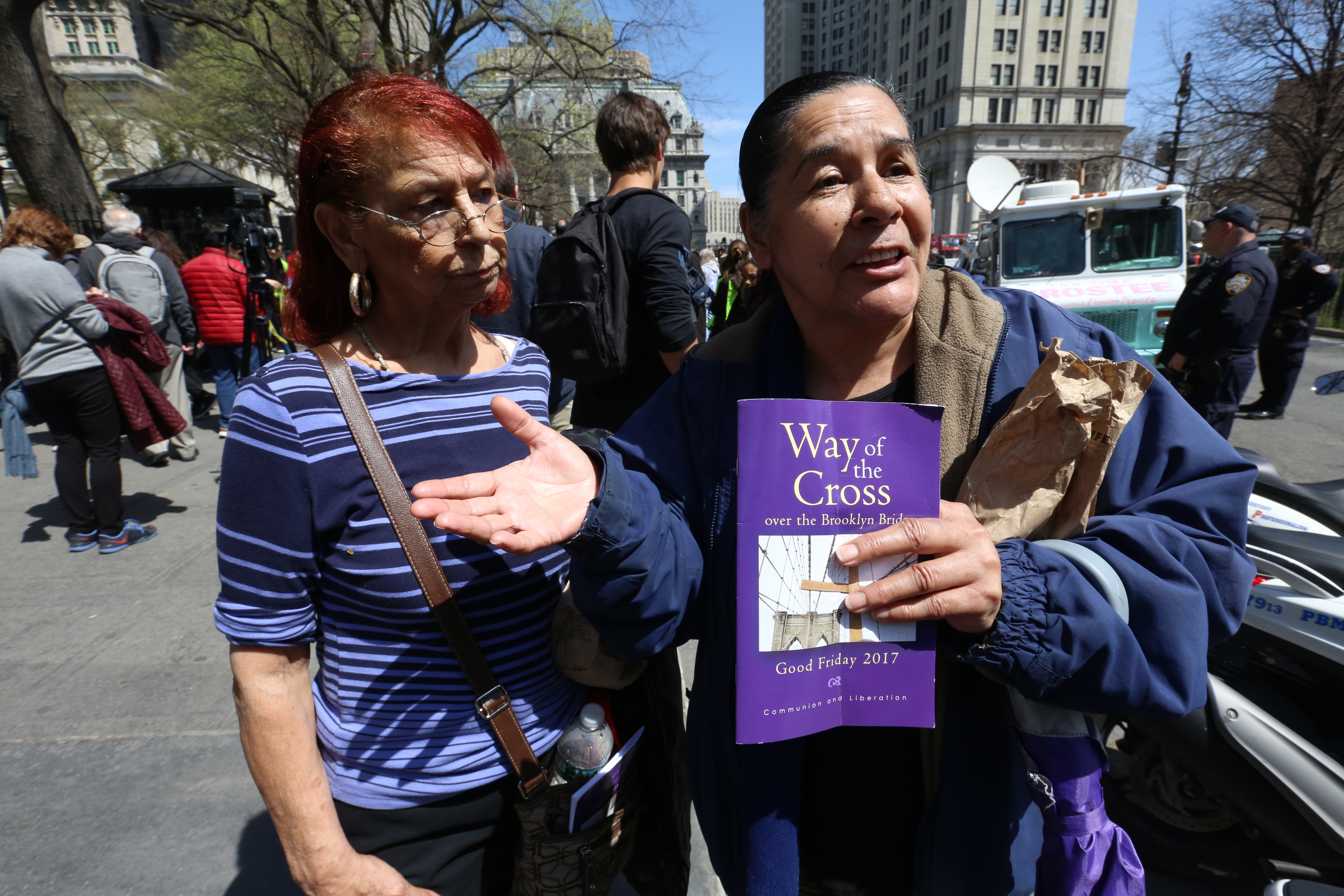 Amigas Marta Ramirez y Iris Cruz en la procesion. El Via Crucis por el puente de Brooklyn donde catolicos estuvieron presente en la procesion.