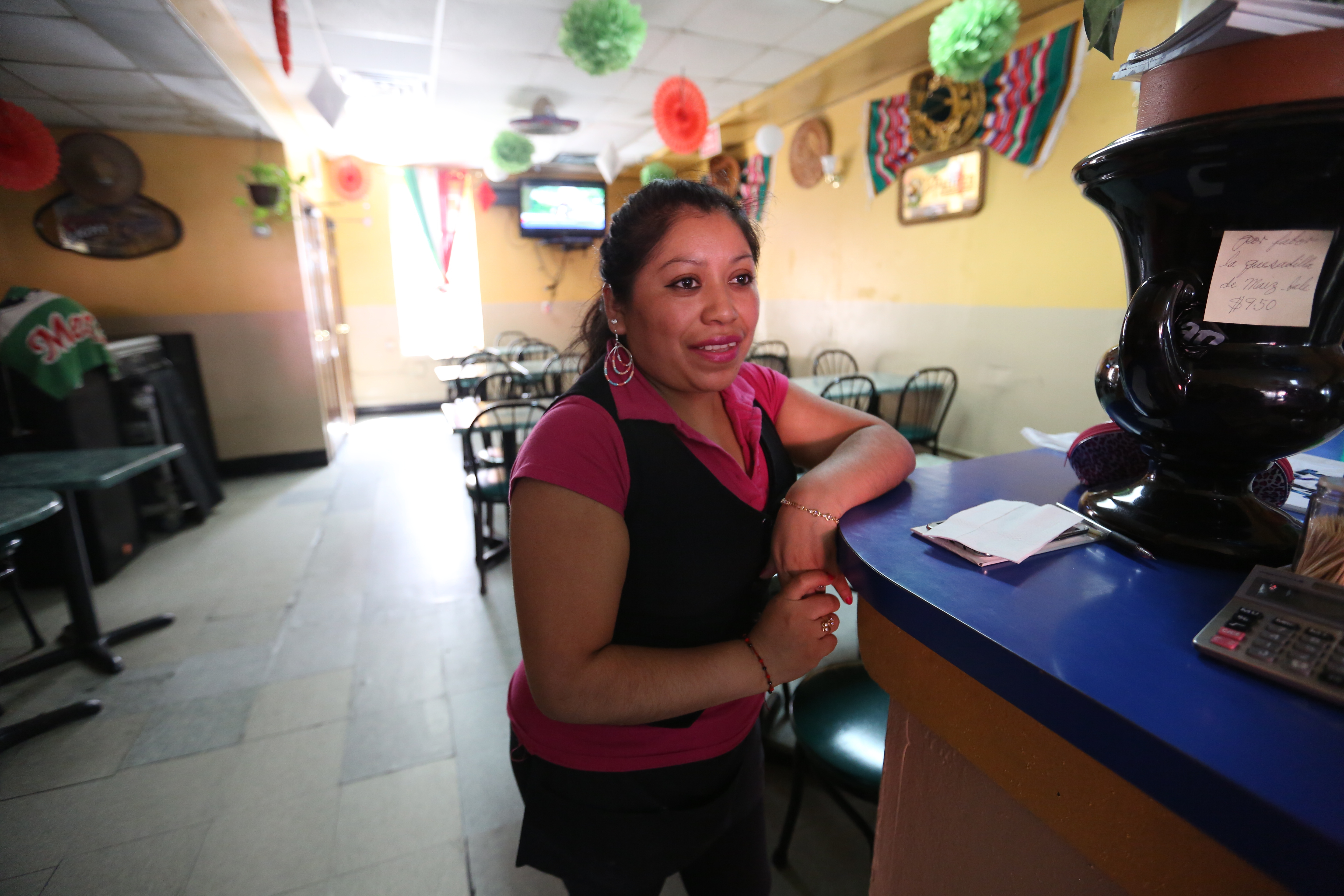 Alicia Lopez de Guatemala. Los residentes de El Barrio hablan sobre las elecciones del nuevo concejal en el Districto 8.