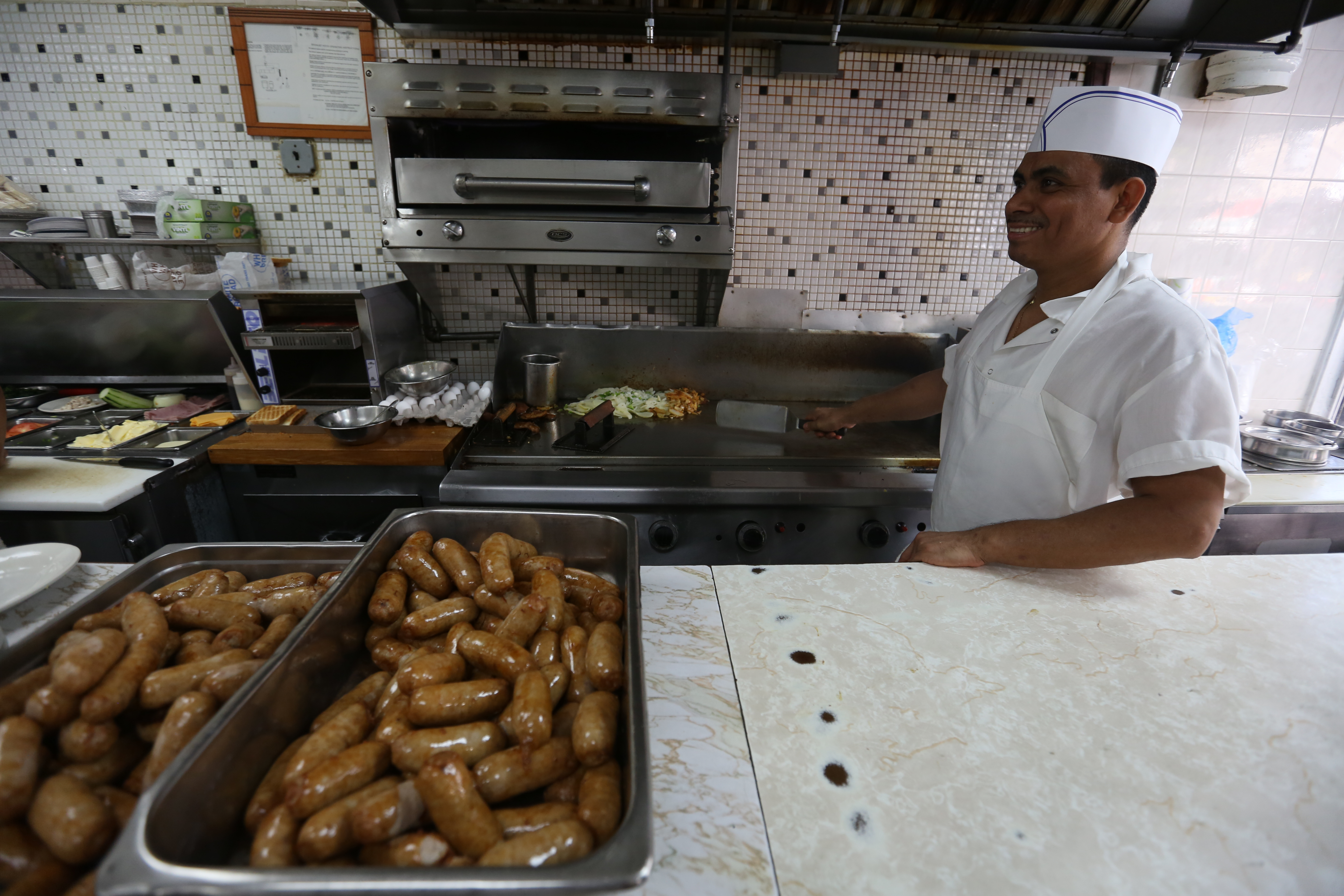 Las comunidades Italoamericana y Mexicana conviven en el barrio Italiano de El Bronx.