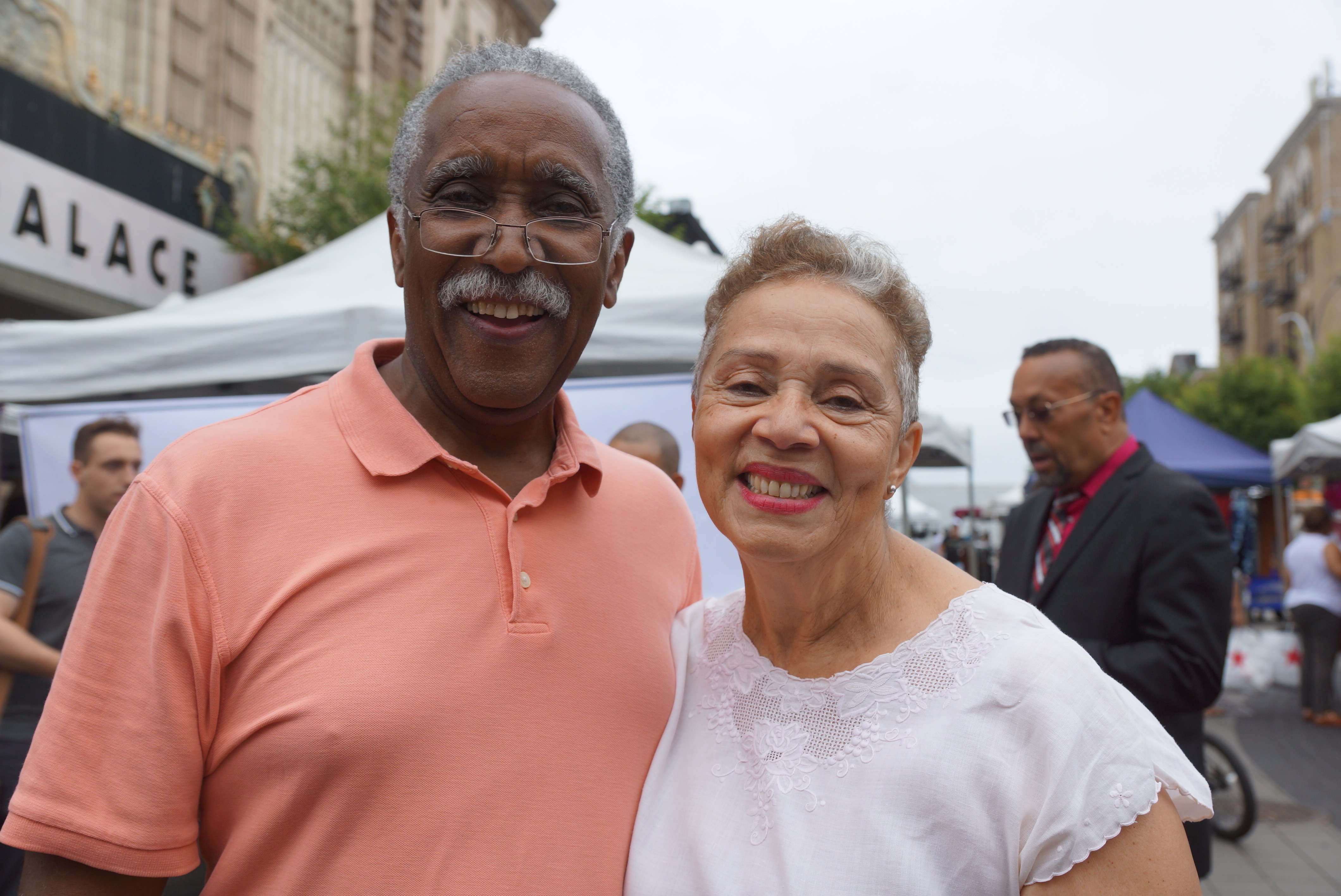Manuel Acevedo, médico aposentado del el Hospital de El Bronx, y su esposa Mari Lu Galván, profesora, viven en Washington Heights.