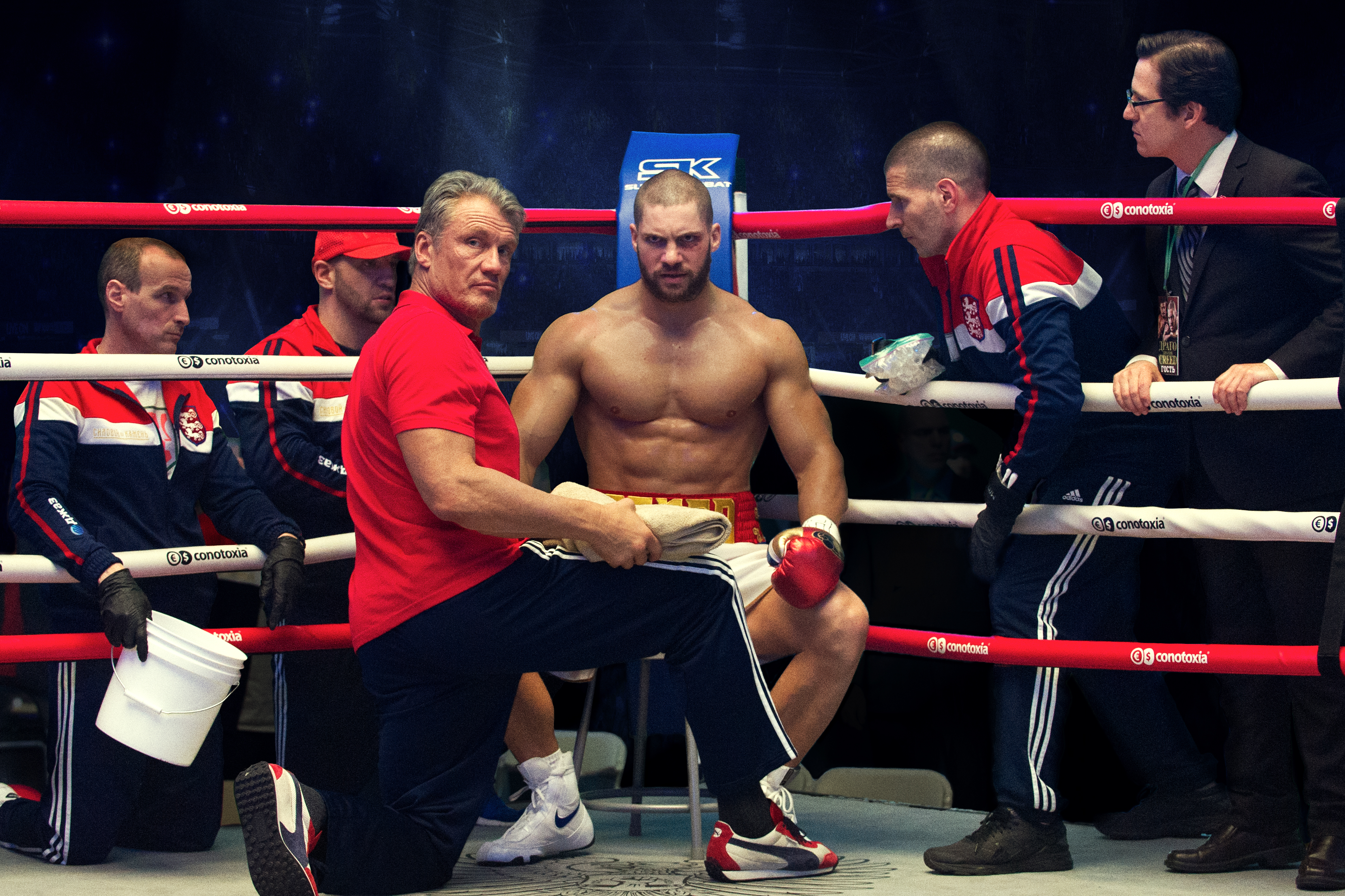 En Creed II Iván Drago entrena a su hijo Viktor para que pelee contra el hijo de Apollo Creed.