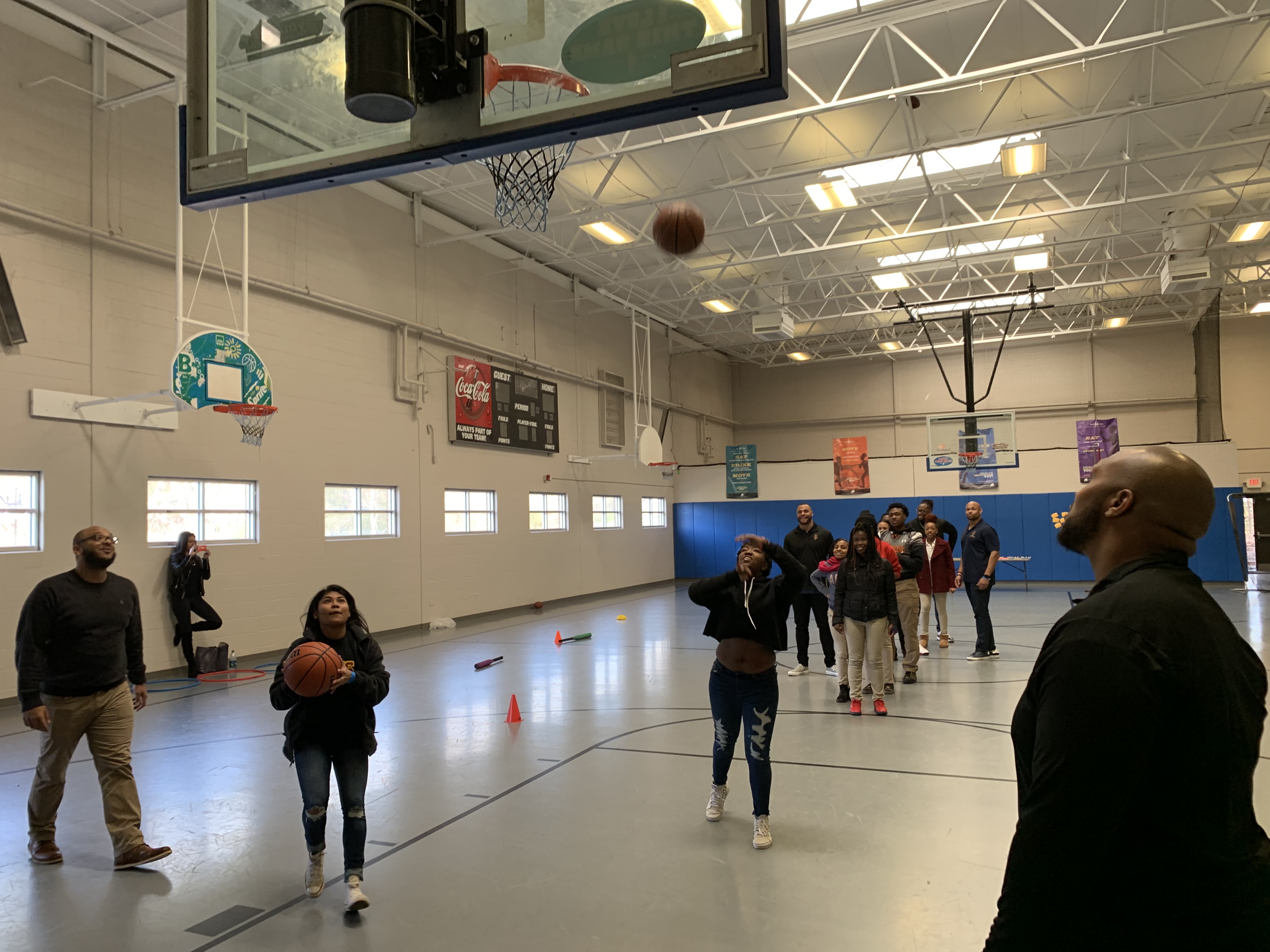 El básquetbol fue parte de las actividades. / Foto: Impremedia