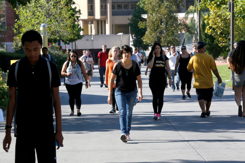 En este ciclo se calcula que el 64% de los estudiantes de nuevo ingreso es hispano, reflejo de una efectiva campaña de reclutamiento en preparatorias cercanas, con un alumnado mayormente latino.