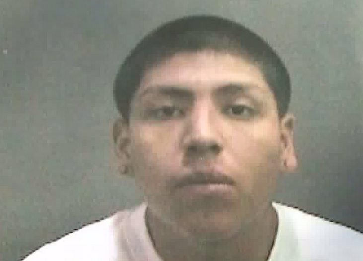 Alejandro Rivas, de 20 años, es buscado como persona de interés. / Policía de Santa Ana