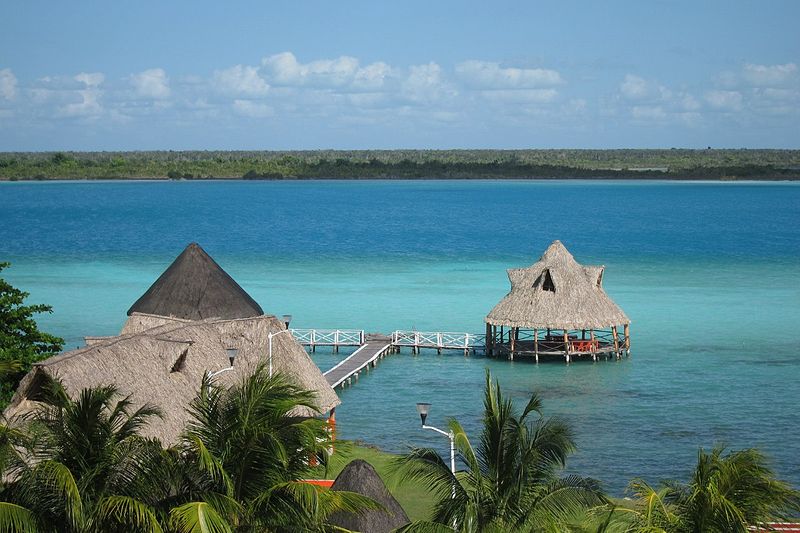 Bacalar es una pintoresca comunidad en la que amantes de la naturaleza, la aventura, la historia y las manifestaciones culturales encuentran un perfecto escenario.