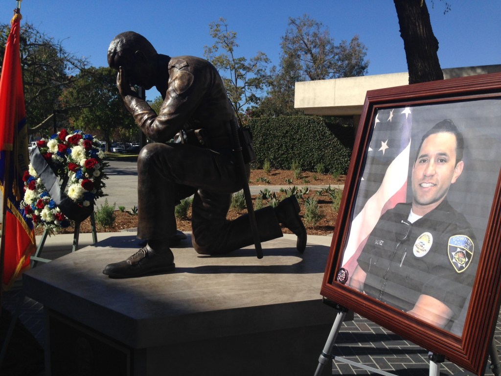 Ricardo "Ricky" Galvez, de 29 años, fue asesinado afuera de la Estación de Policía de Downey.