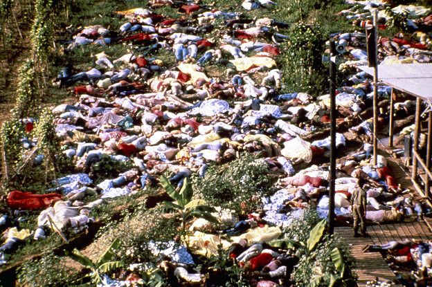 El 18 de noviembre de 1978 ocurrió el que es considerado el mayor suicidio colectivo de la historia: murieron 918 personas.