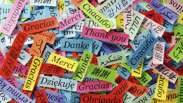 Una de las primeras palabras que aprendemos en otro idioma es "gracias". 