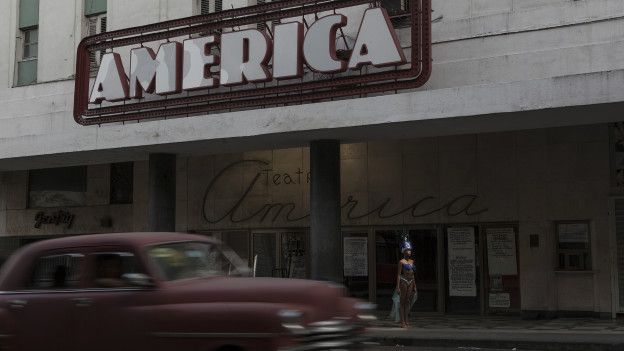Para los autores de la serie, el teatro América en La Habana les transmitió una "extraña sensación de familiaridad" con la década de los años 50 en Estados Unidos.