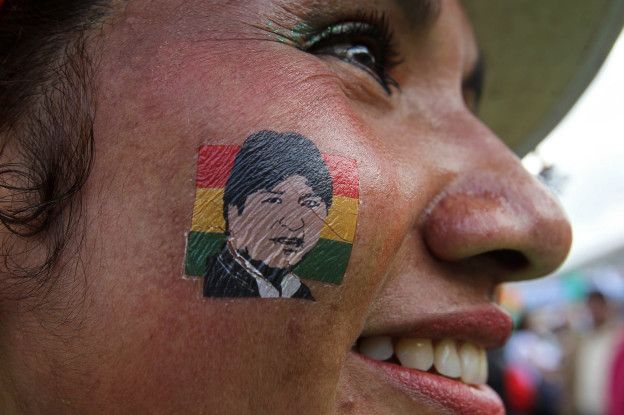 Los seguidpres de Morales argumentan que sólo su continuidad en el gobierno garantizará el crecimiento económico y la estabilidad social.