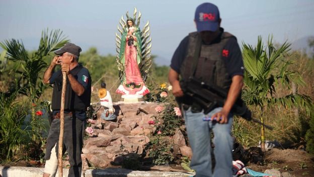 En México hay polémica por la "resucitación" de algunos narcotraficantes.