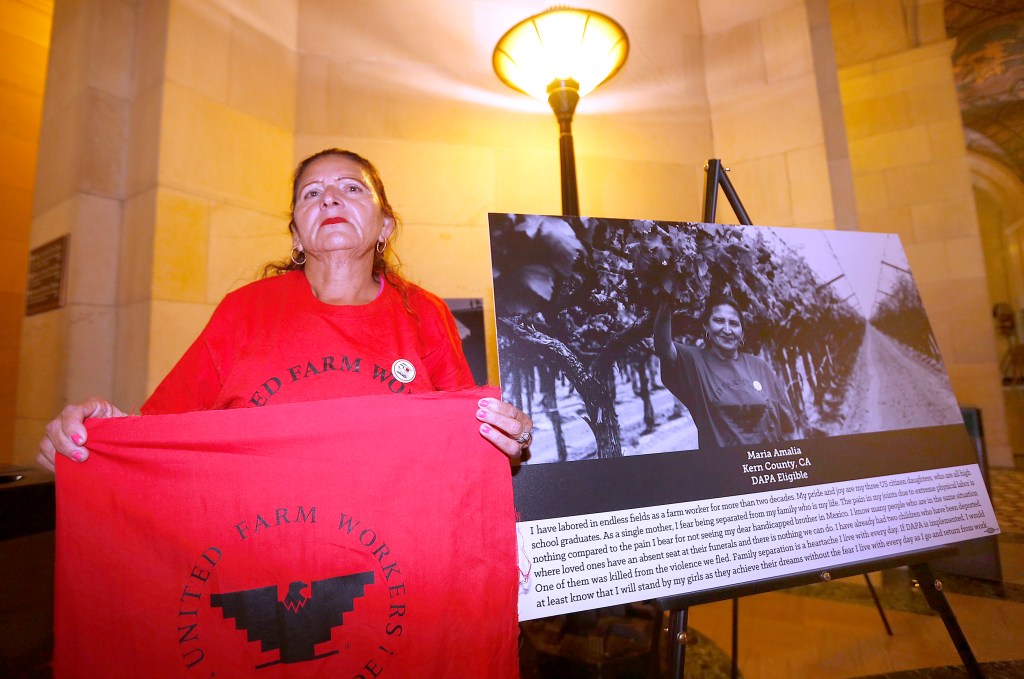 La inmigrante campesina Maria Amalia Rios también aparece en la exhibición. (Foto: Aurelia Ventura/ La Opinion)