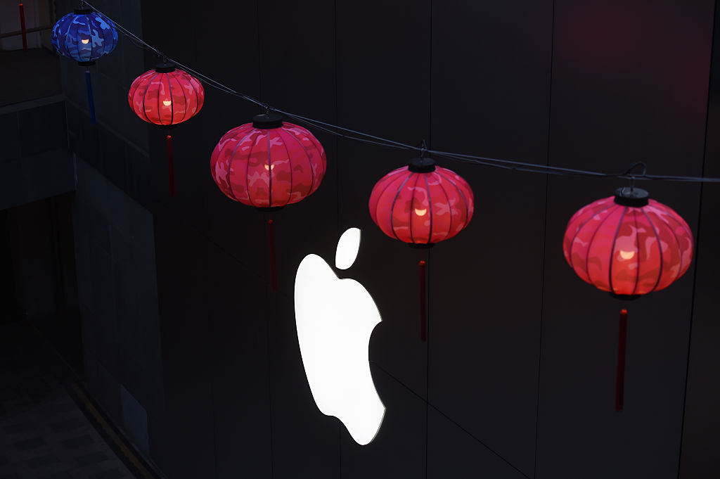 Icahn estima que las cosas no van a mejorar para Apple en China, donde registró una caída de 26%, según los últimos resultados financieros. Foto: Getty