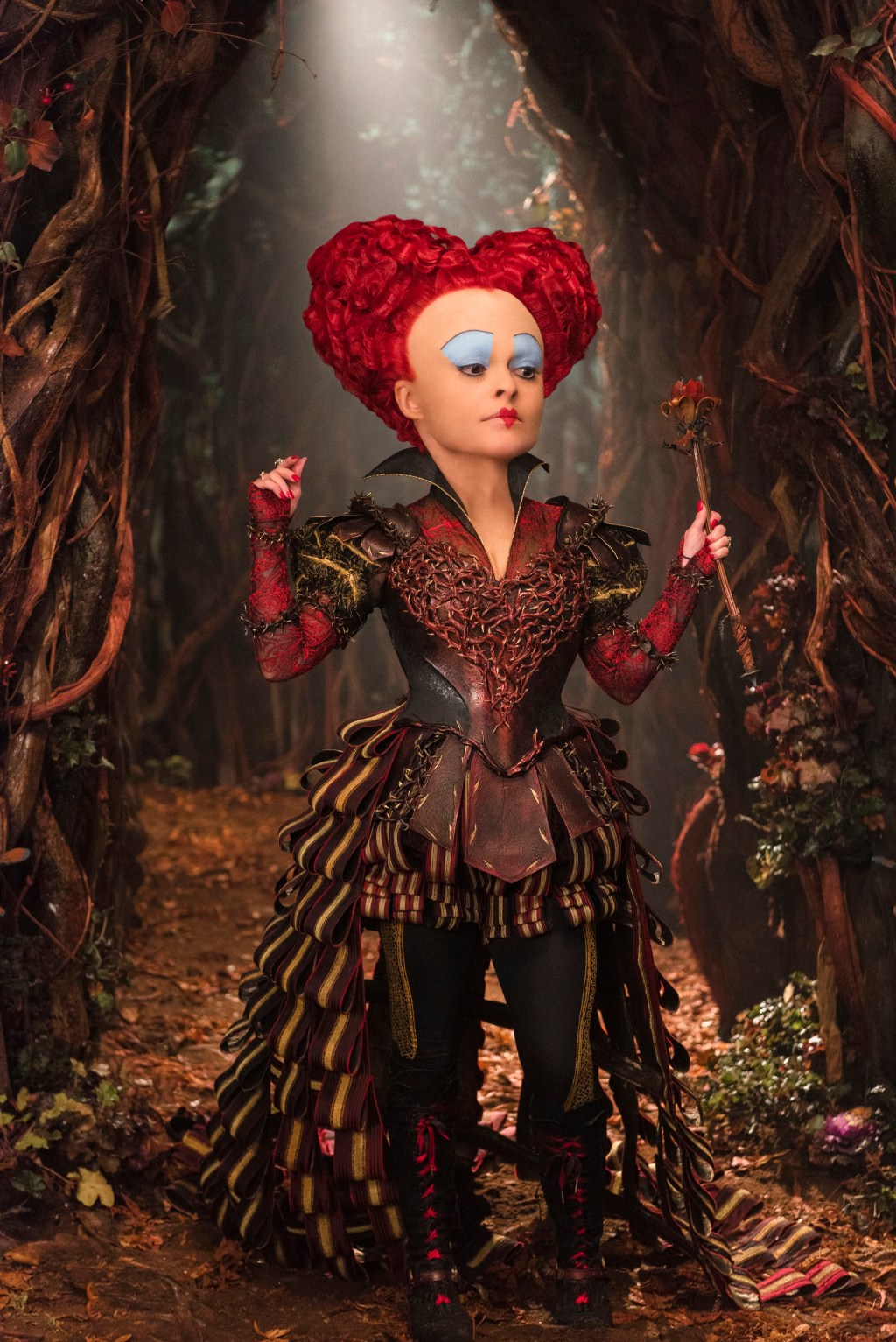 Helena Bonham Carter cumple hoy, 26 de mayo, 50 años. Mañana estrena 'Alice Through the Looking Glass'.