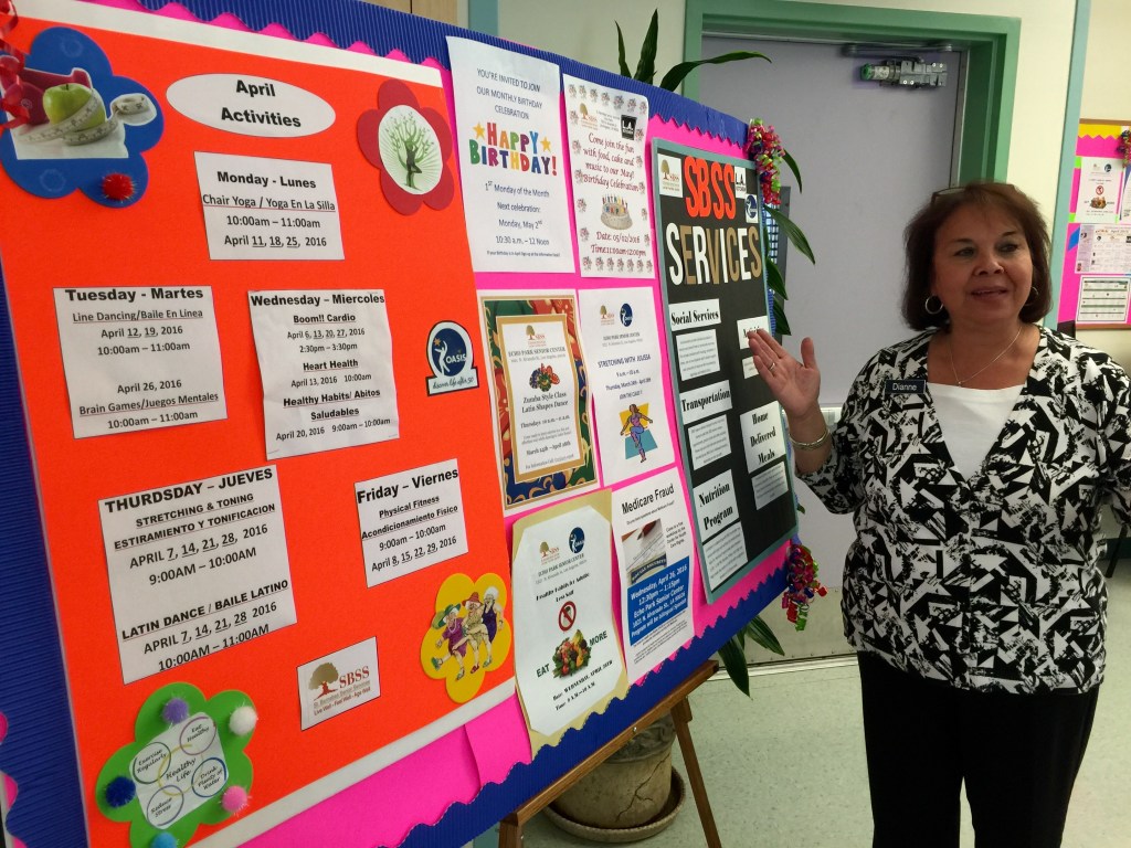 Dianne Garcia, directora del Centro para Adultos en Echo Park.