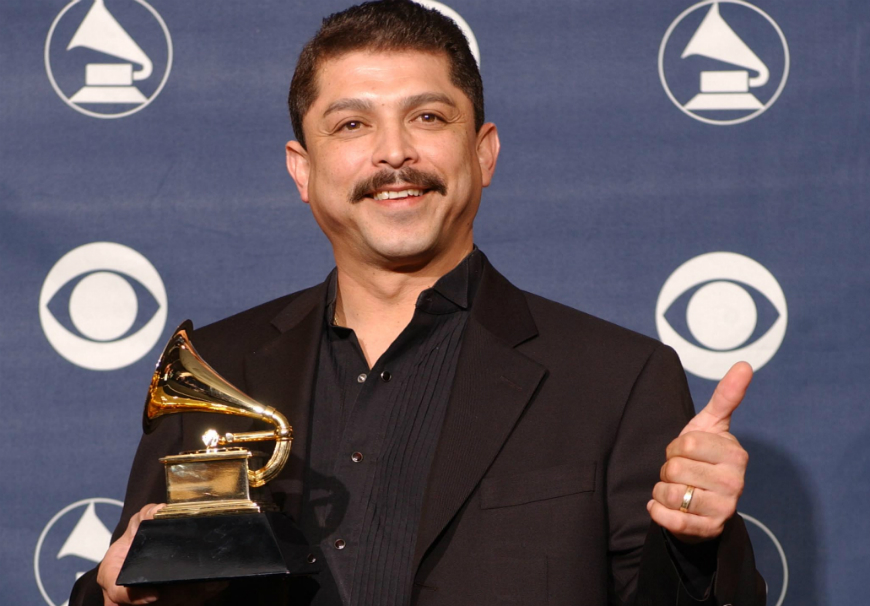 En 2003 ganó el Grammy al mejor álbum texano por su 'Acuerdate'.