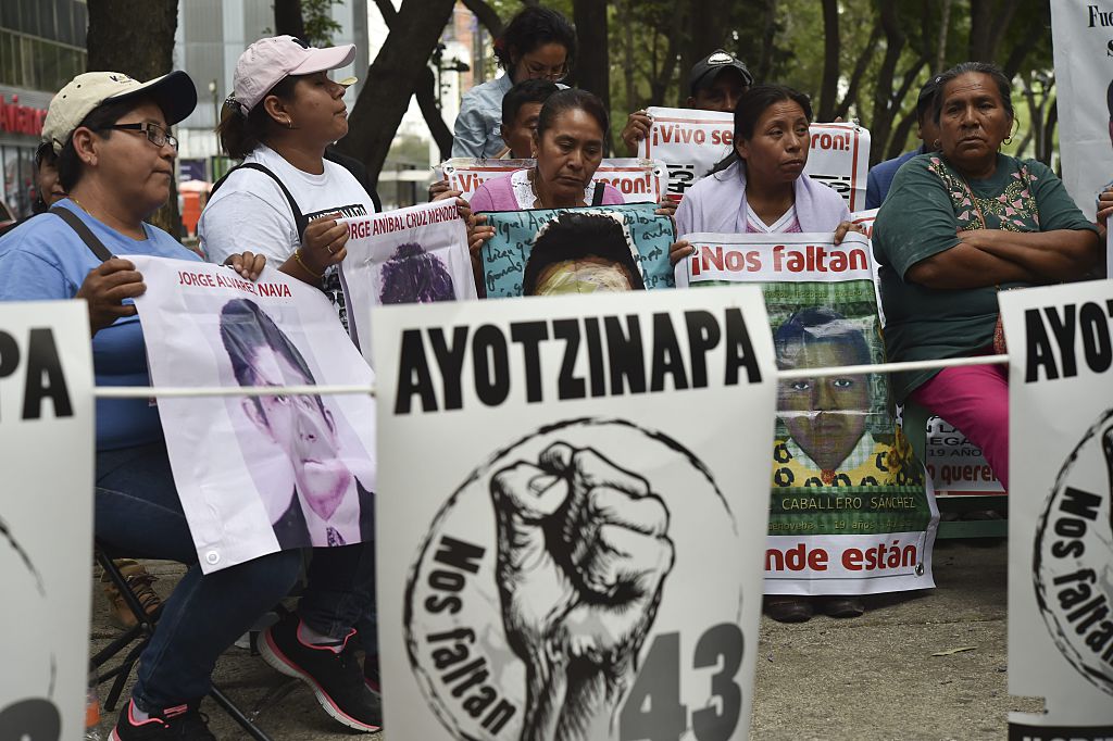 Padres de los 43 normalistas de Ayotzinapa. claman justicia.