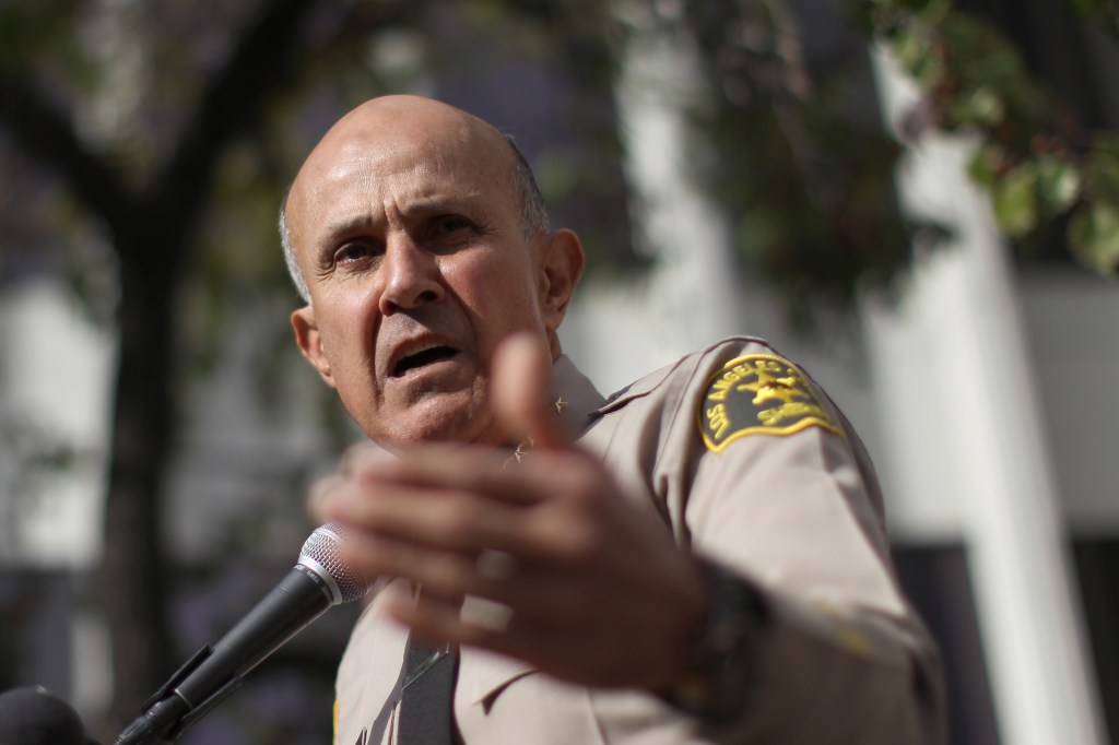 Lee Baca, exjefe del Departamento del Sheriff del condado de Los Ángeles. /GETTY