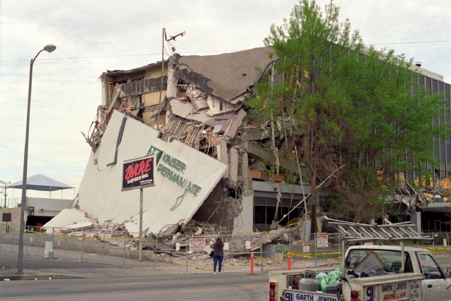 El terremoto de Northridge en 1994 cobró 57 vidas. (Archivo)