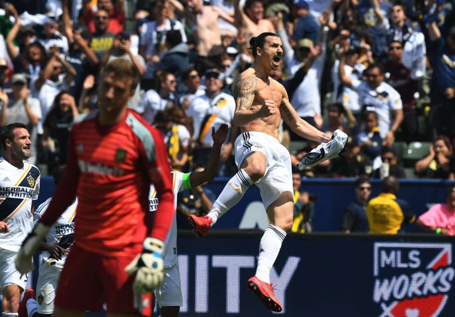 Inolvidable fue el debut de 'Ibra' en la MLS, en contra del LAFC.