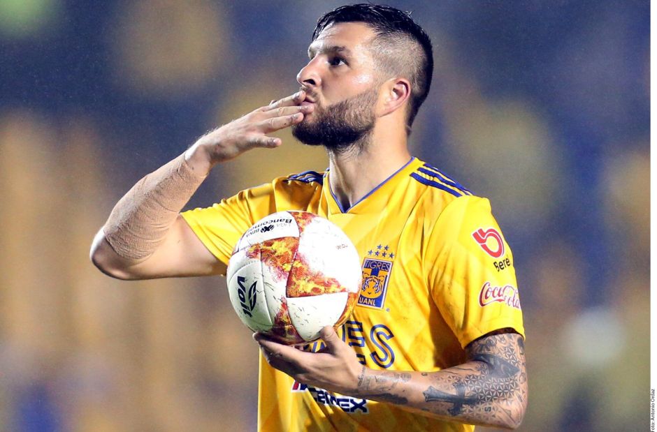 Gignac extendió su contrato hasta 2021, con opción a 2022