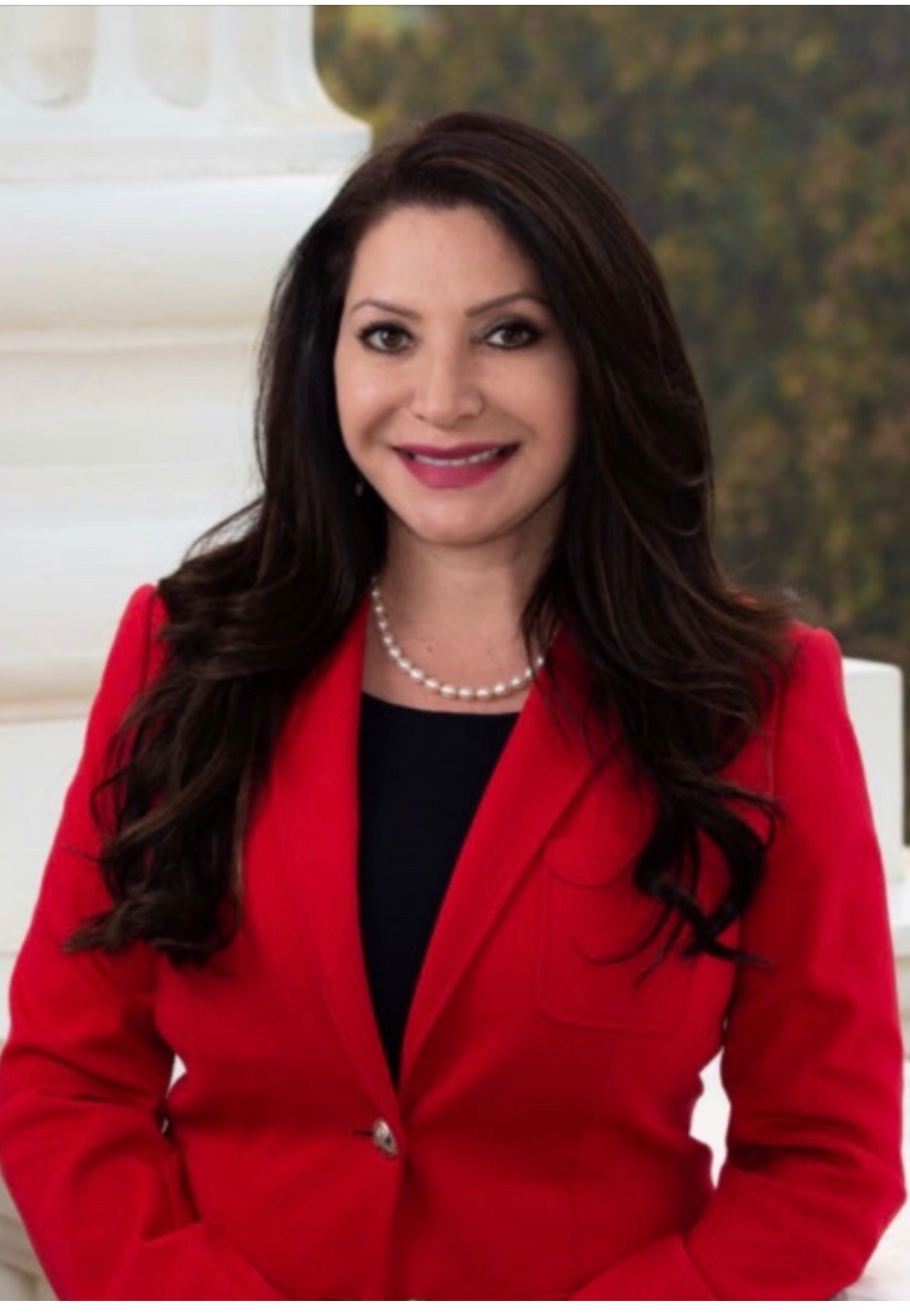 La maestra y concejal de Baldwin Park, Susan Rubio vence a su oponente Mike Eng en la contienda por el Senado. (foto suministrada).