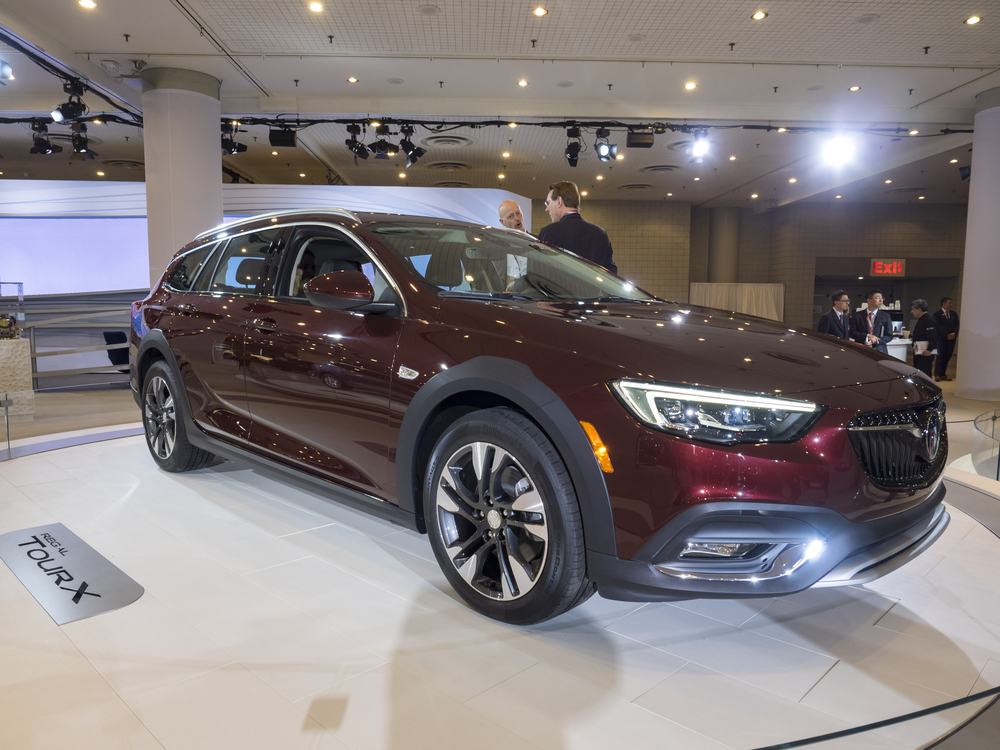 Buick Regal TourX 2019