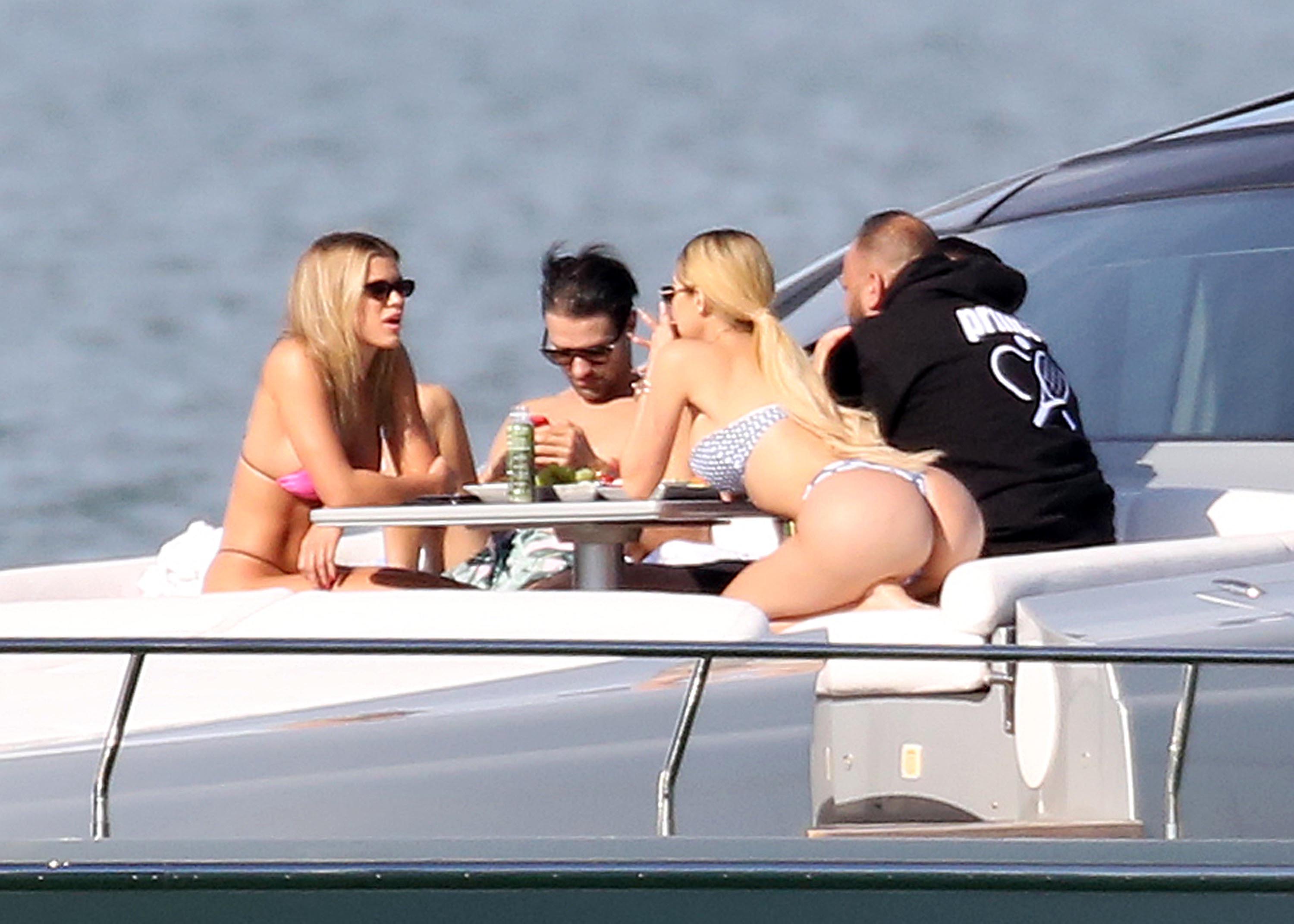 Sofia Richie y Alexa Dellanos/The Grosby Group