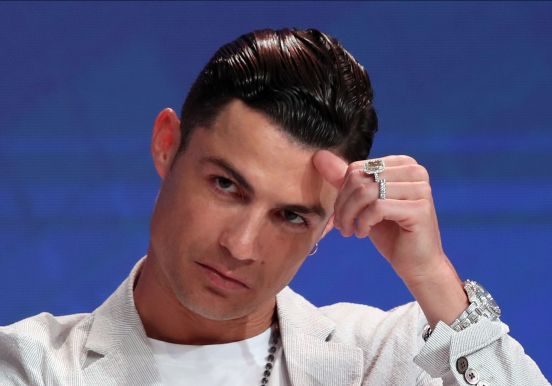 Las joyas de Cristiano Ronaldo se robaron el show en Dubái.