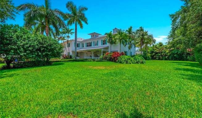 La casa está ubicada en Pinecrest, una exclusiva zona del sur de Miami (Foto: Zillow)