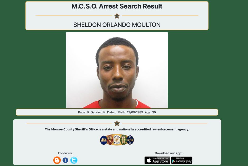 Ficha policial de Sheldon Moulton tras ser arrestado.