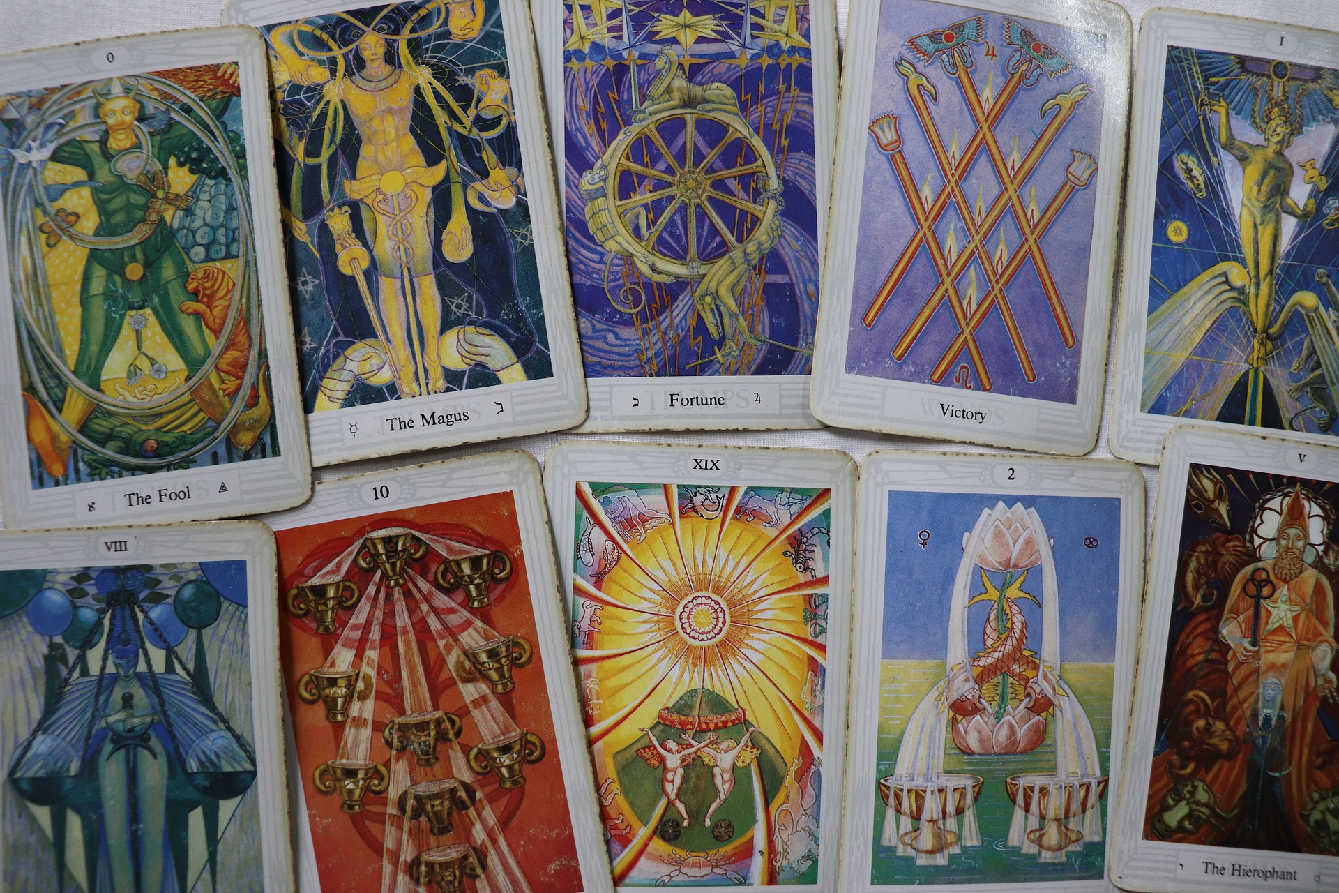 3- Diferentes Barajas del Tarot - Curso de Tarot