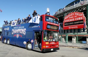 El desfile de los Cubs empezó en Wrigley Field, recorrió Chicago y culminó en Grant Park.